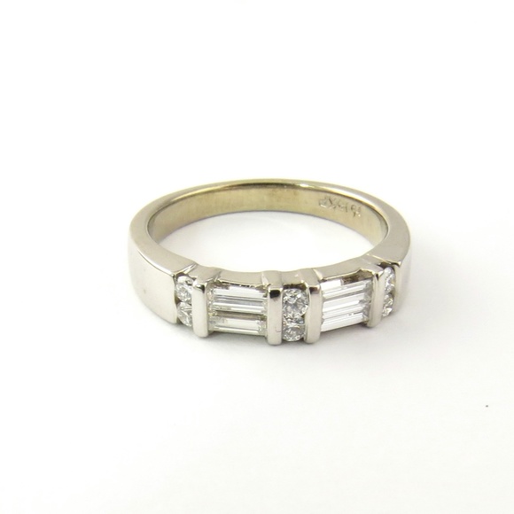 Vintage 14 Karat White Gold Diamond Wedding Band Size 6 #4705 - Picture 6 of 10